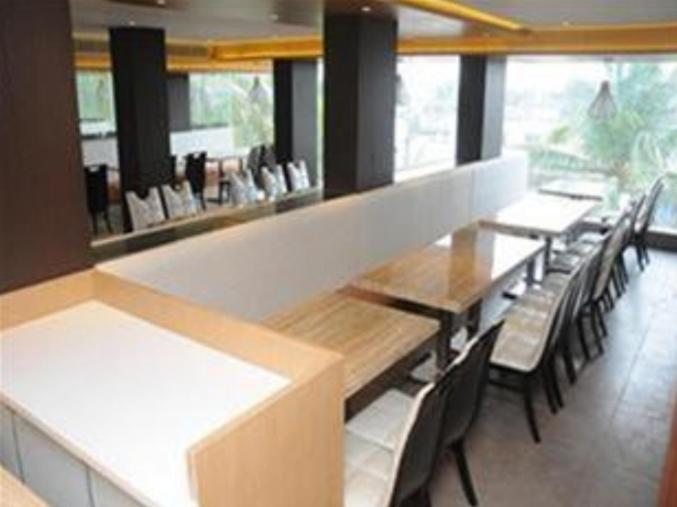 Royal Inn Ankleshwar Екстер'єр фото