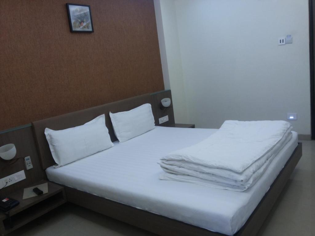 Royal Inn Ankleshwar Екстер'єр фото