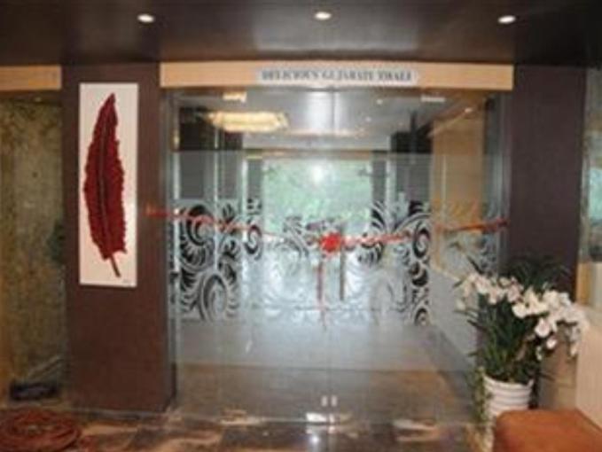 Royal Inn Ankleshwar Екстер'єр фото