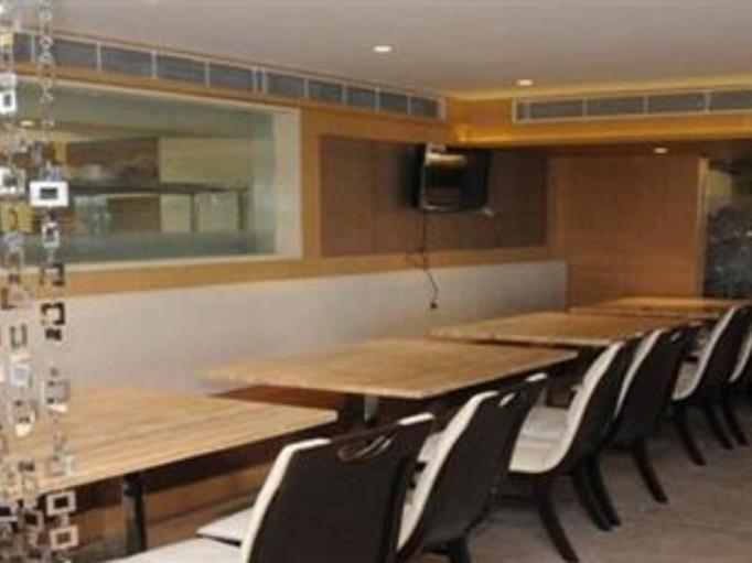 Royal Inn Ankleshwar Екстер'єр фото