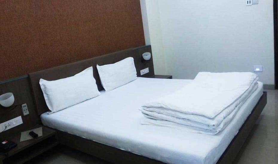 Royal Inn Ankleshwar Екстер'єр фото